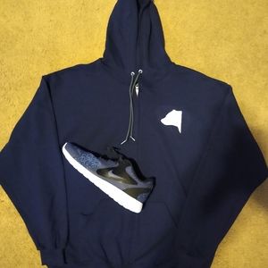 Men's hoodie and Nike runners